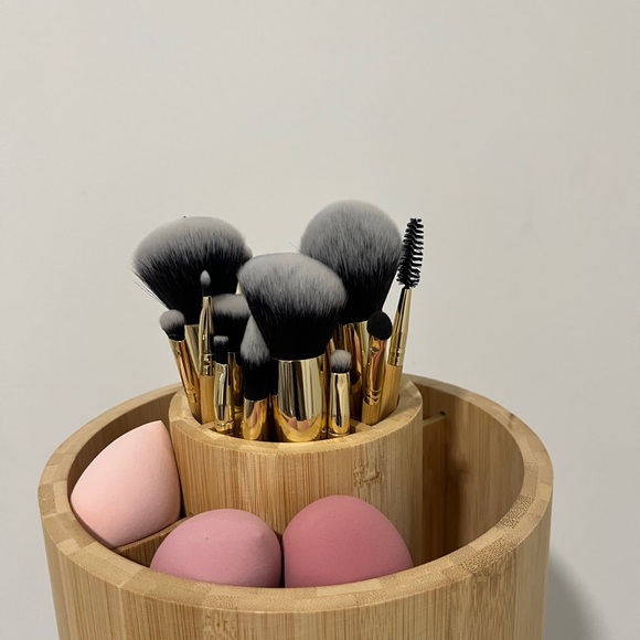 Makeup brush set